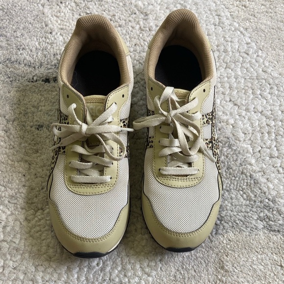 ASICS Tiger Runner Birch/Sand Sneakers - Picture 2 of 10